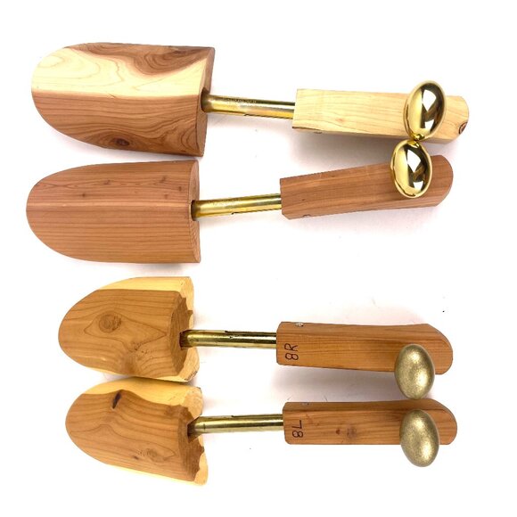 2 Pairs Men’s Cedar Wood Shoe Trees – Adjustable Spring Tension Size 8-10 - Picture 1 of 6